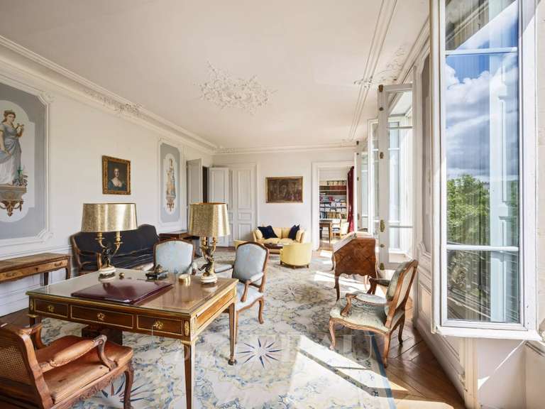 Appartement Paris 7e - 4 chambres - 155m²