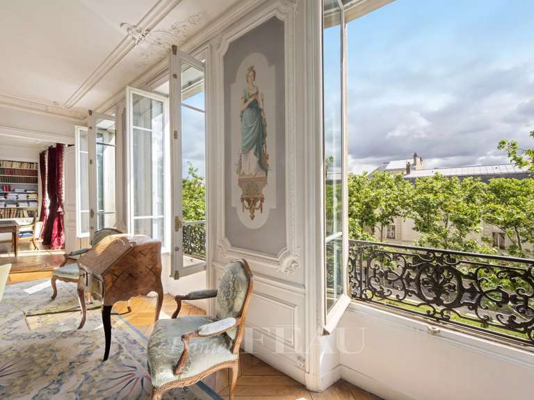 Appartement Paris 7e - 4 chambres - 155m²
