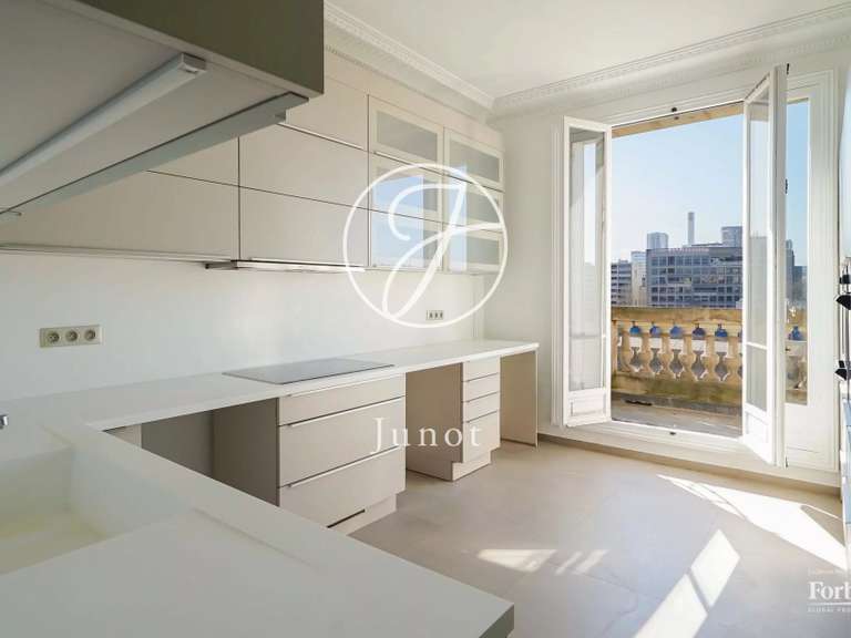Appartement Paris 7e - 3 chambres - 125m²