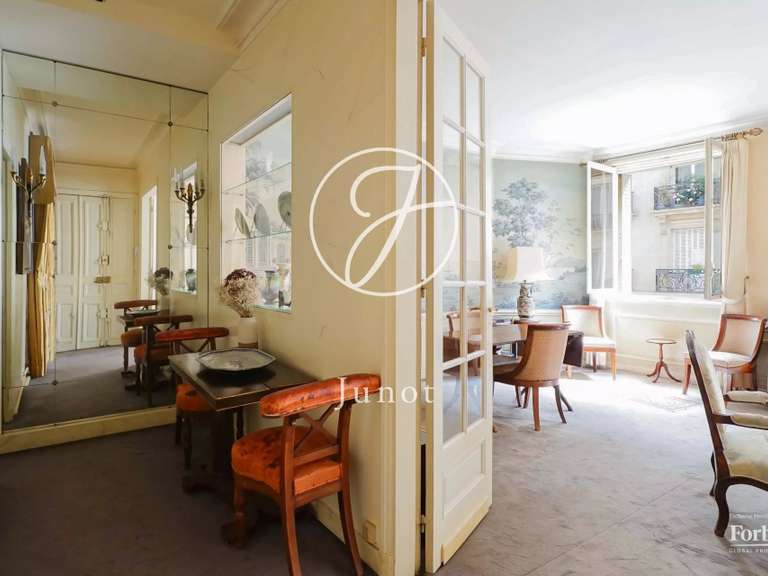 Apartment Paris 7e - 3 bedrooms - 100m²