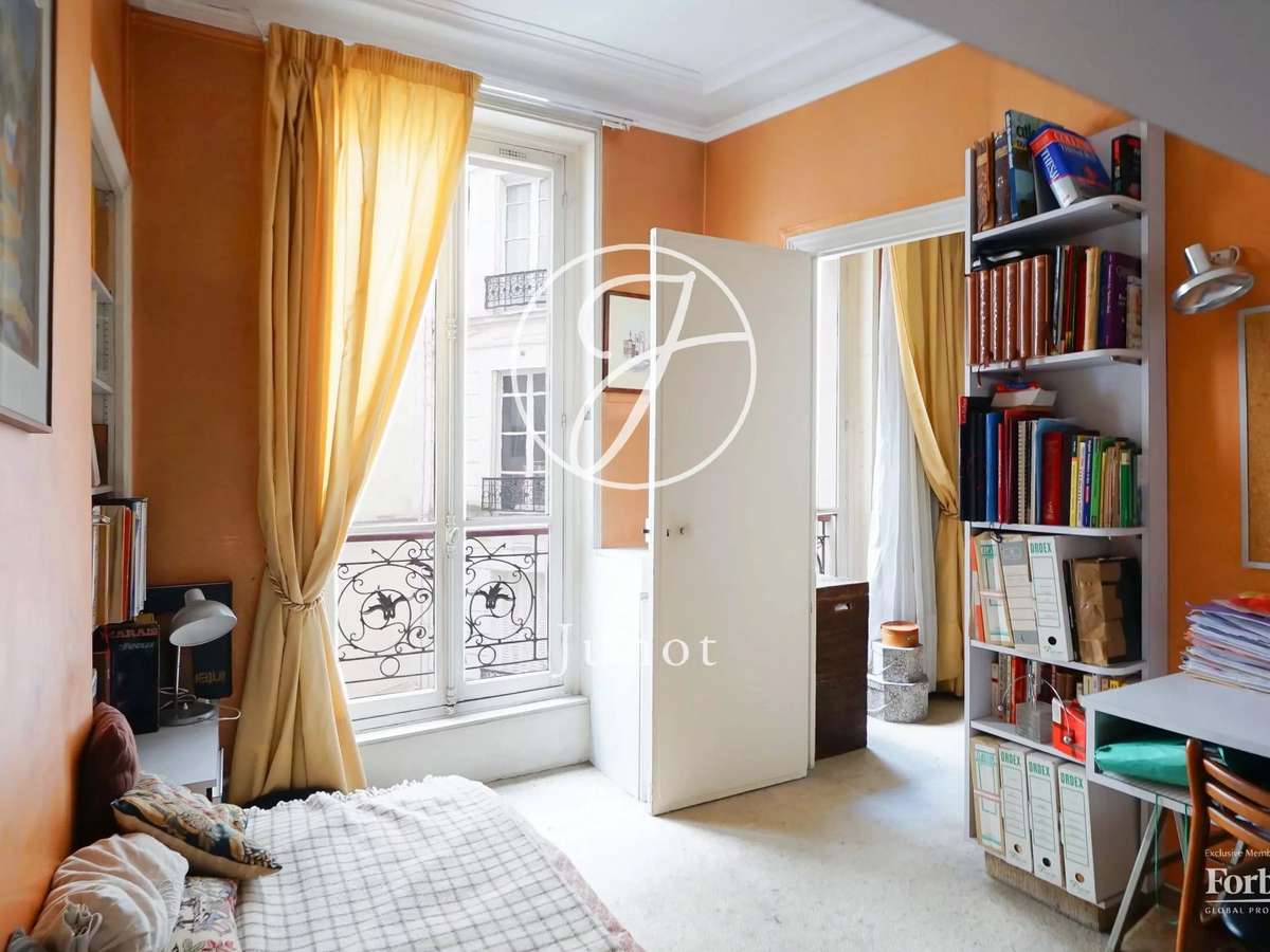 Apartment Paris 7e