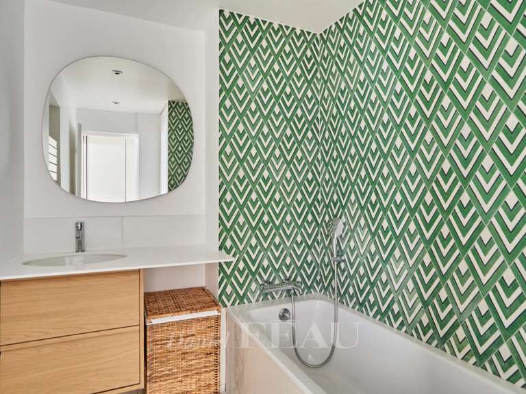 Appartement Paris 7e - 2 chambres - 100m²