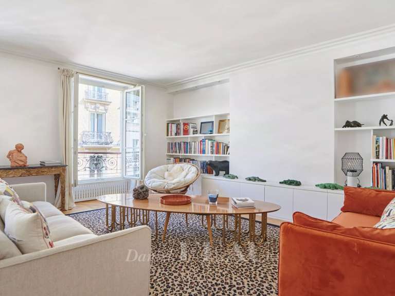 Appartement Paris 7e - 2 chambres - 100m²