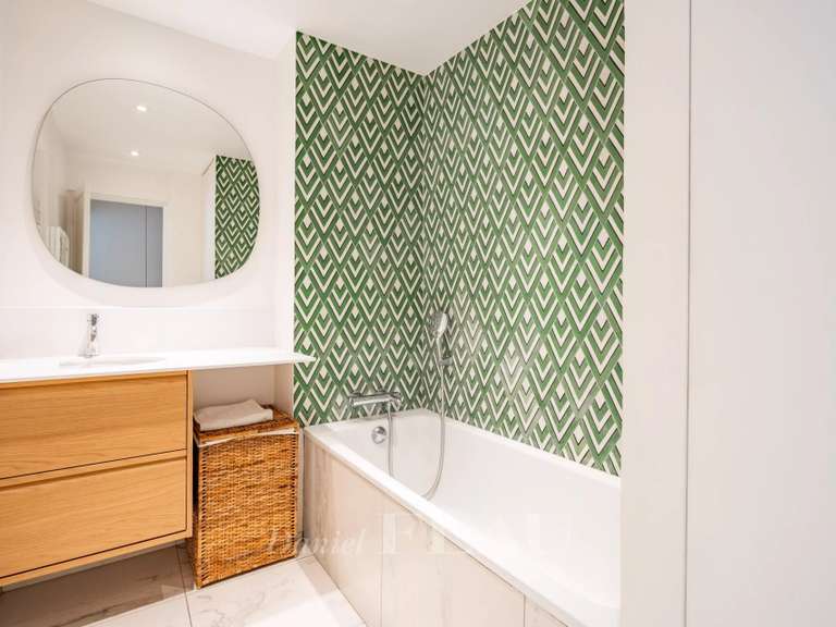 Appartement Paris 7e - 3 chambres - 100m²