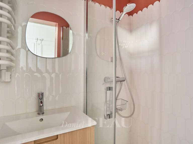 Appartement Paris 7e - 2 chambres - 100m²