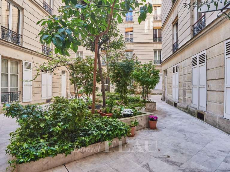 Appartement Paris 7e - 2 chambres - 100m²