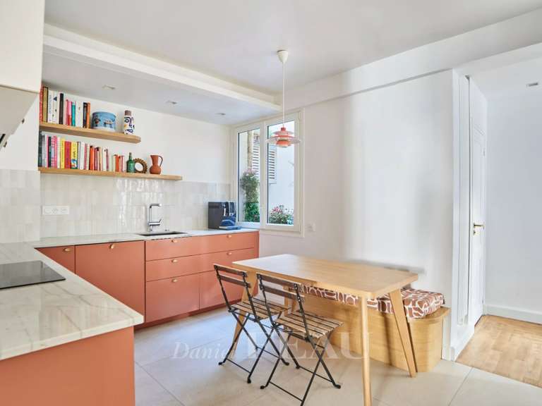 Appartement Paris 7e - 2 chambres - 100m²