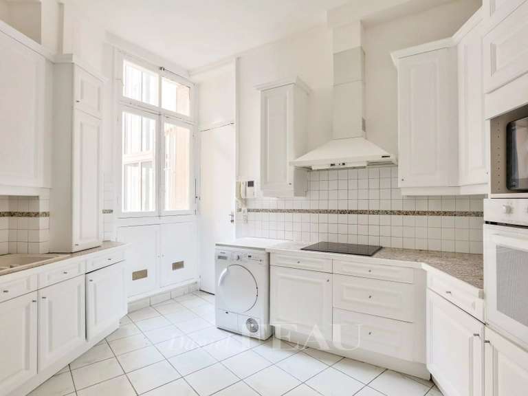 Appartement Paris 7e - 4 chambres - 202m²