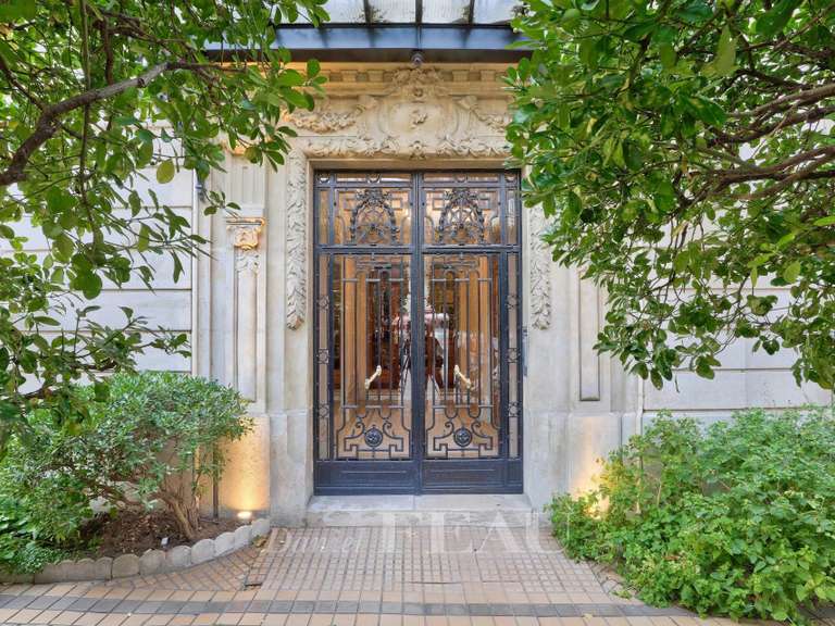Appartement Paris 7e - 4 chambres - 202m²