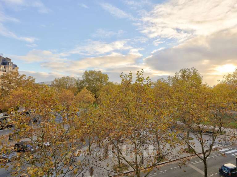 Appartement Paris 7e - 4 chambres - 202m²
