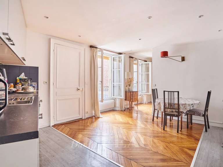 Appartement Paris 7e - 2 chambres - 75m²