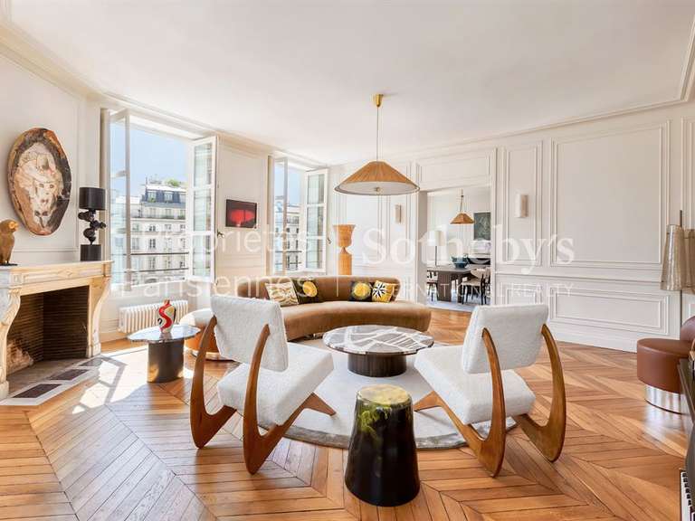 Apartment Paris 7e - 3 bedrooms - 197m²