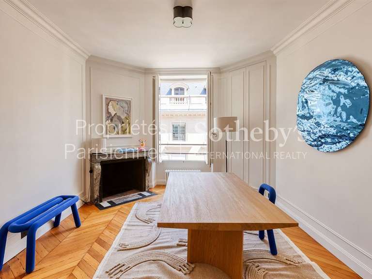 Appartement Paris 7e - 3 chambres - 197m²