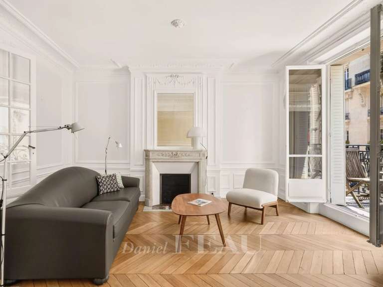 Appartement Paris 7e - 3 chambres - 117m²