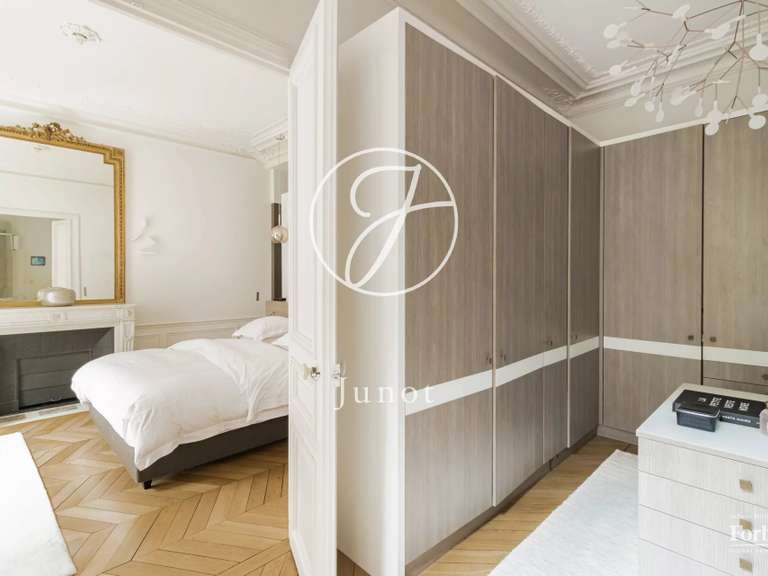 Appartement Paris 7e - 3 chambres - 249m²