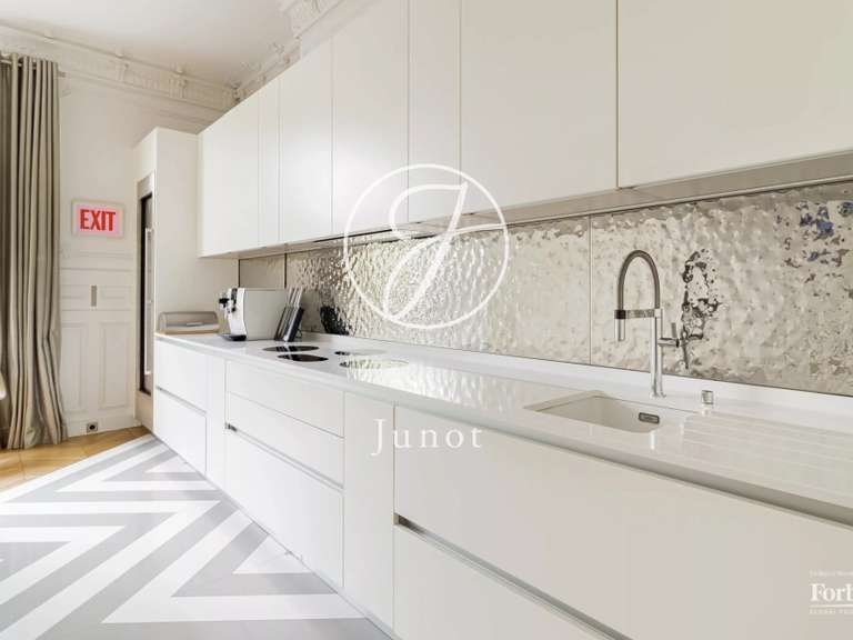 Appartement Paris 7e - 3 chambres - 249m²