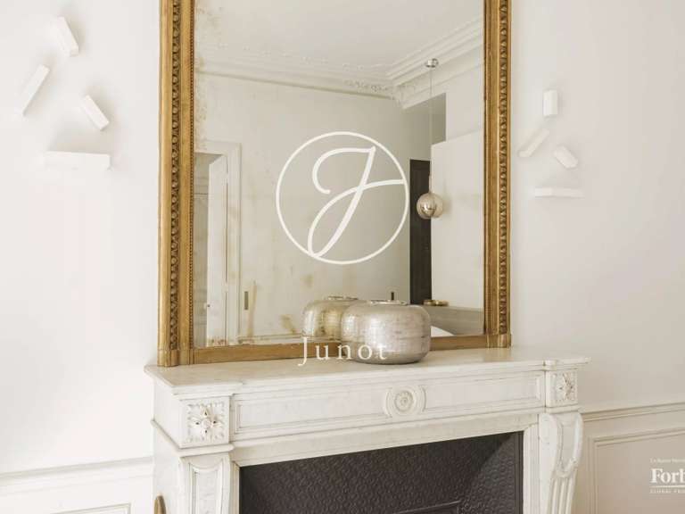 Appartement Paris 7e - 3 chambres - 249m²