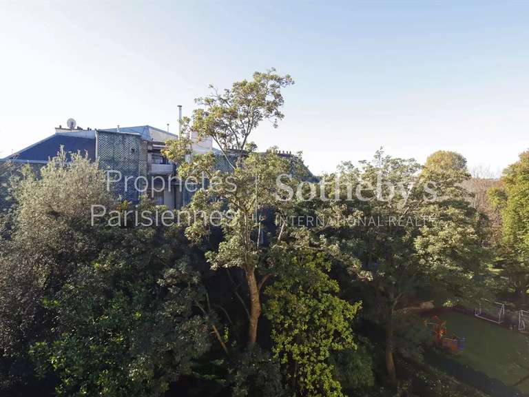 Appartement Paris 7e - 2 chambres - 167m²