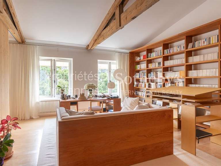 Appartement Paris 7e - 2 chambres - 167m²