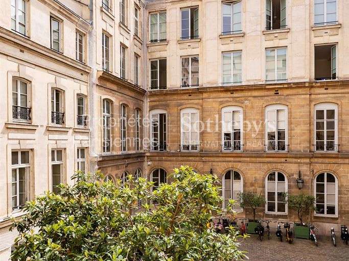 Apartment Paris 7e