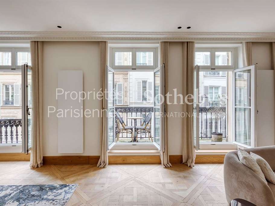 Apartment Paris 7e