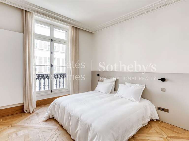 Apartment Paris 7e - 3 bedrooms - 182m²