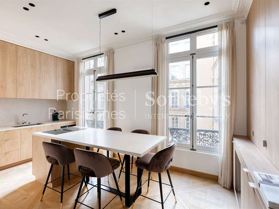 Apartment Paris 7e