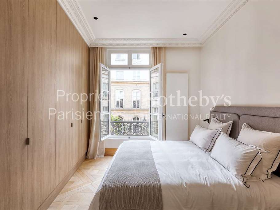 Apartment Paris 7e
