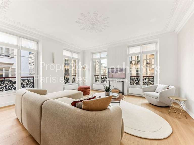 Appartement Paris 7e - 2 chambres - 79m²