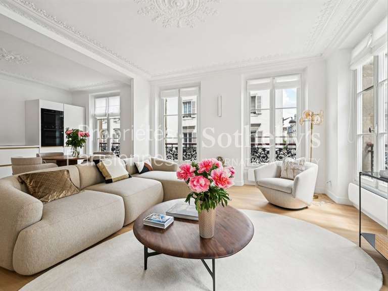 Appartement Paris 7e - 2 chambres - 79m²