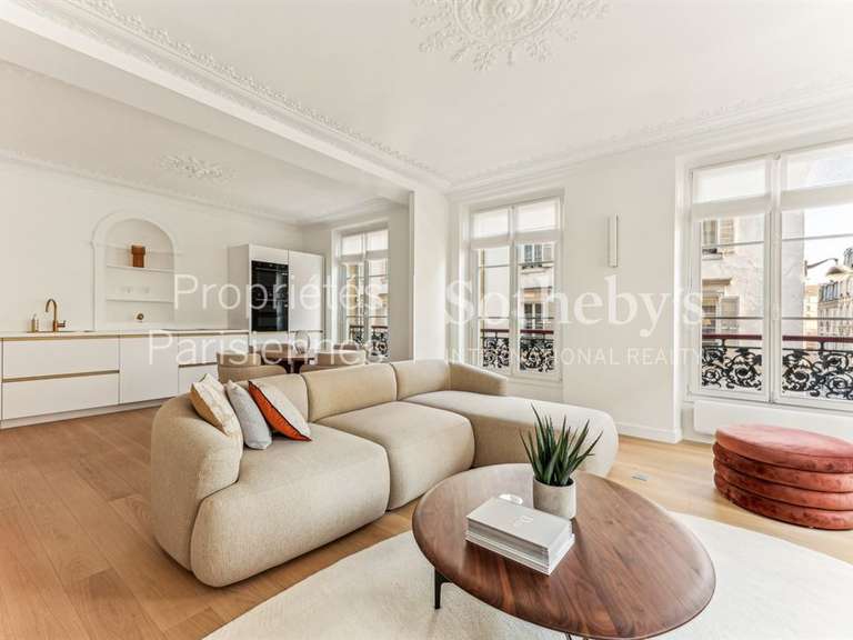 Appartement Paris 7e - 2 chambres - 79m²