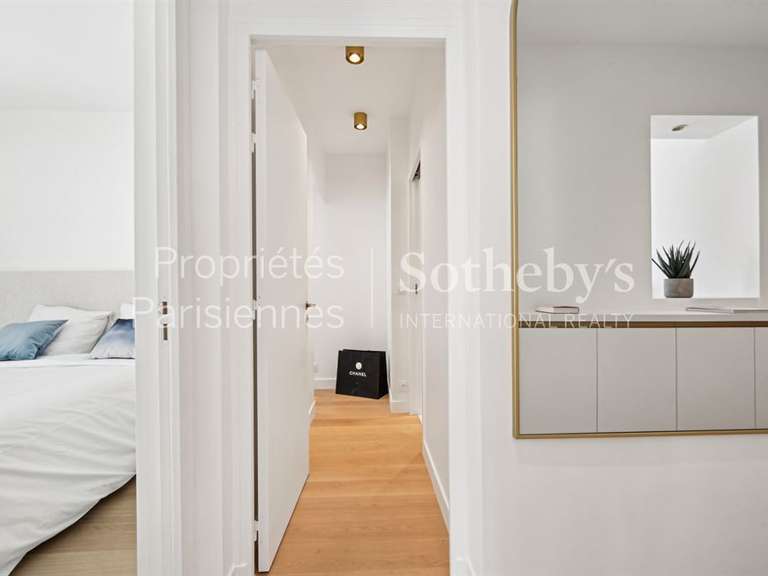 Appartement Paris 7e - 2 chambres - 79m²