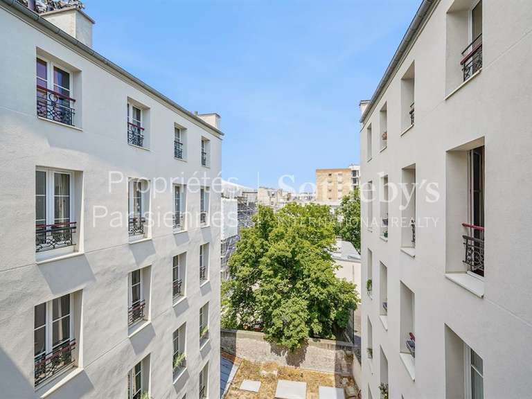 Appartement Paris 7e - 2 chambres - 66m²