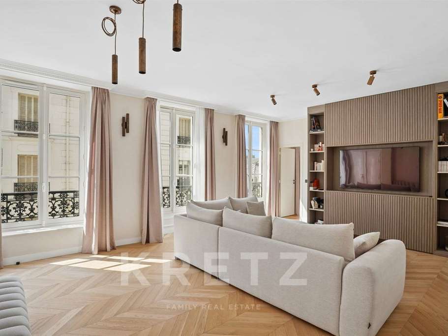 Apartment Paris 7e