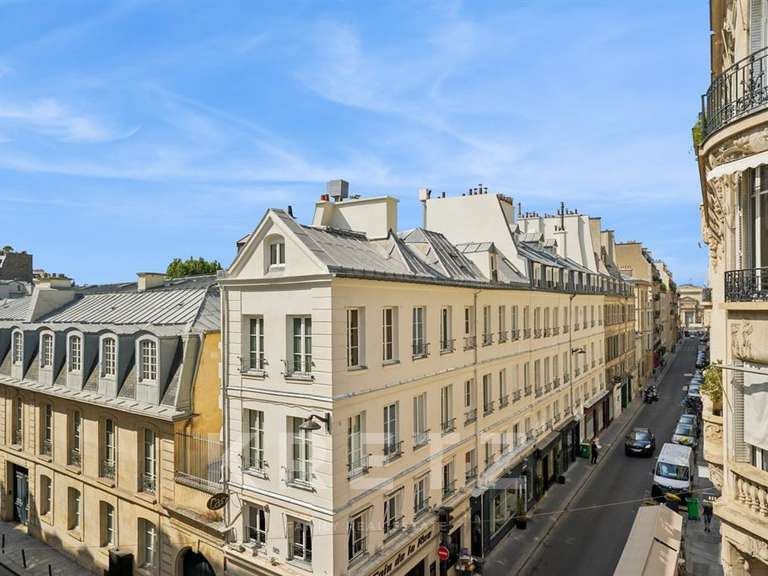 Appartement Paris 7e - 2 chambres - 83m²