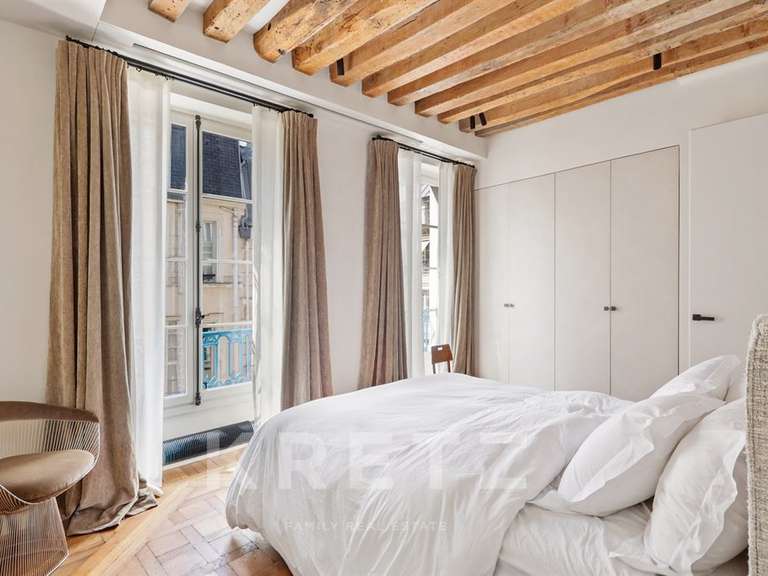 Appartement Paris 7e - 2 chambres - 127m²