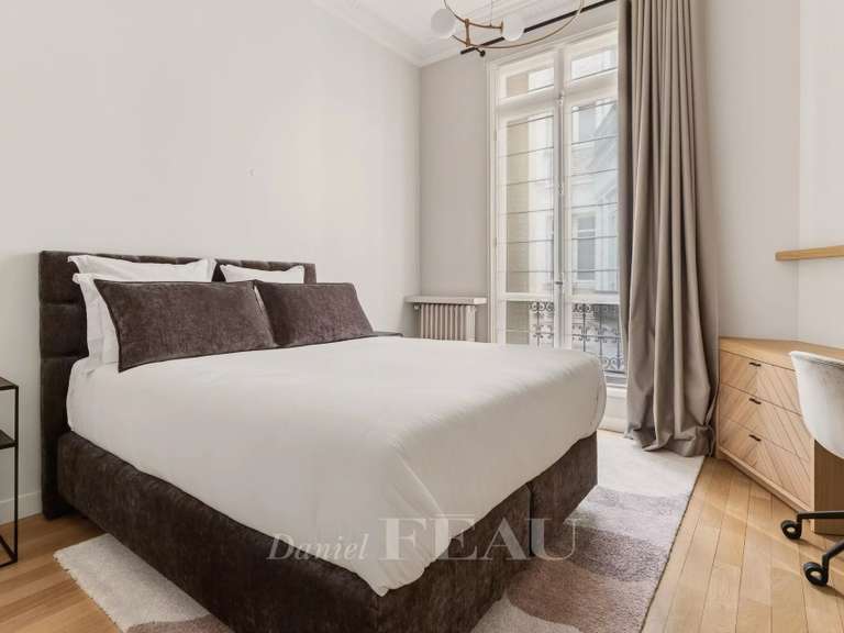 Appartement Paris 7e - 5 chambres - 264m²