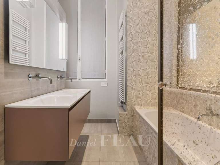 Appartement Paris 7e - 5 chambres - 264m²