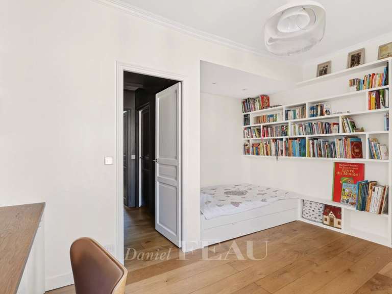 Appartement Paris 7e - 4 chambres - 168m²