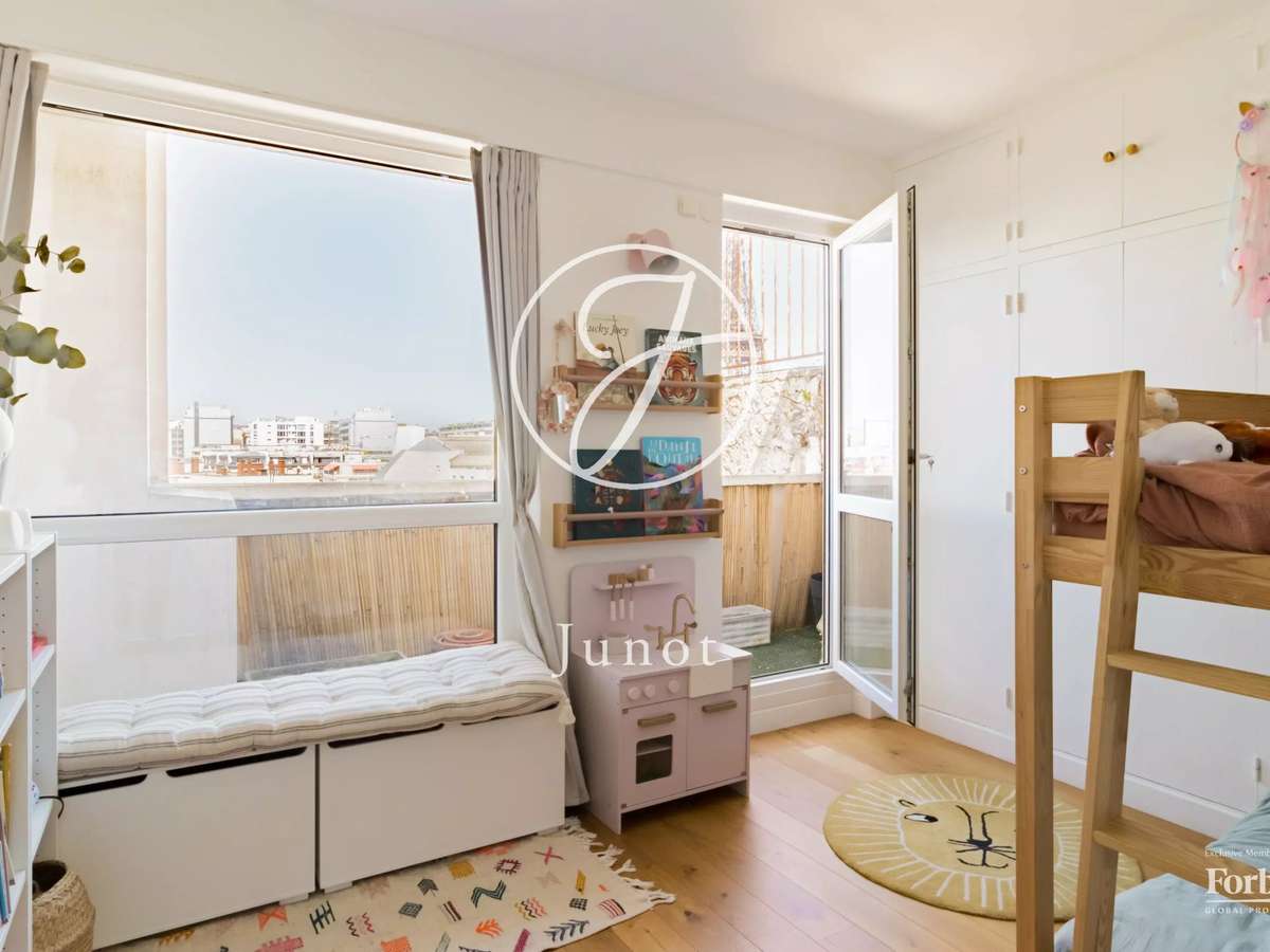 Apartment Paris 7e