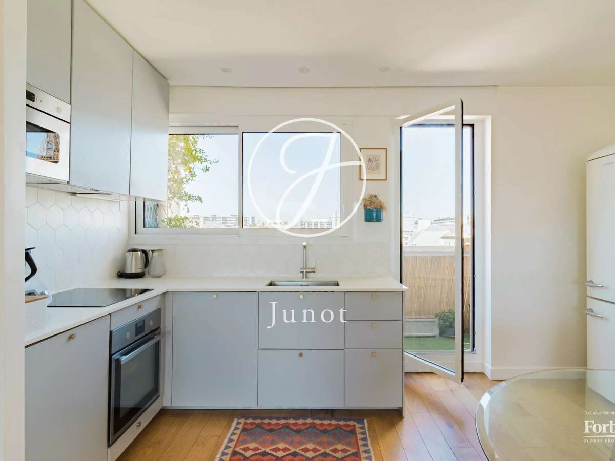 Apartment Paris 7e