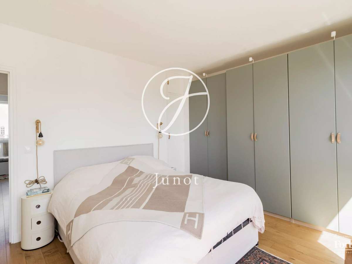 Apartment Paris 7e