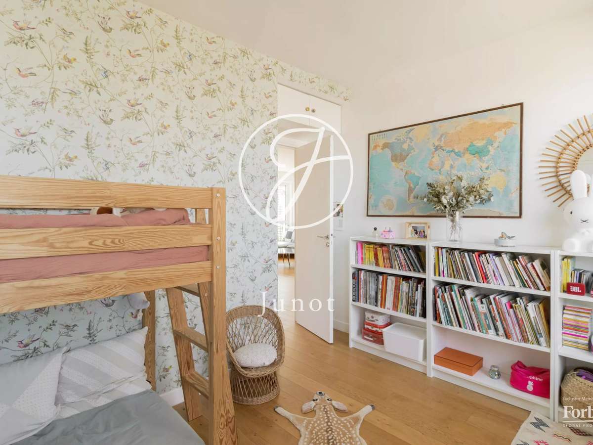 Apartment Paris 7e