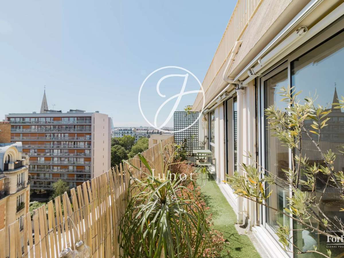 Apartment Paris 7e