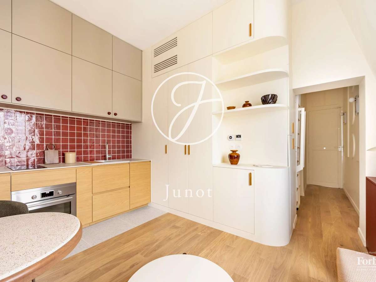 Apartment Paris 7e