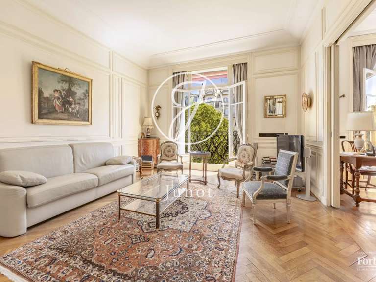 Appartement Paris 7e - 2 chambres - 182m²