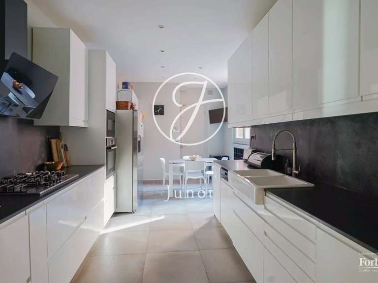 Appartement Paris 7e - 4 chambres - 200m²