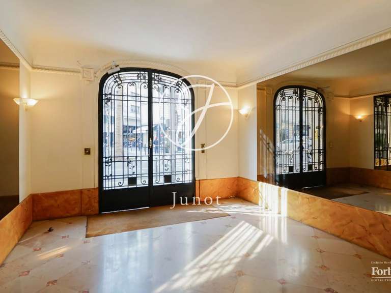 Appartement Paris 7e - 4 chambres - 200m²