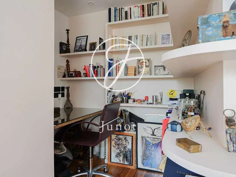 Appartement Paris 7e - 2 chambres - 97m²