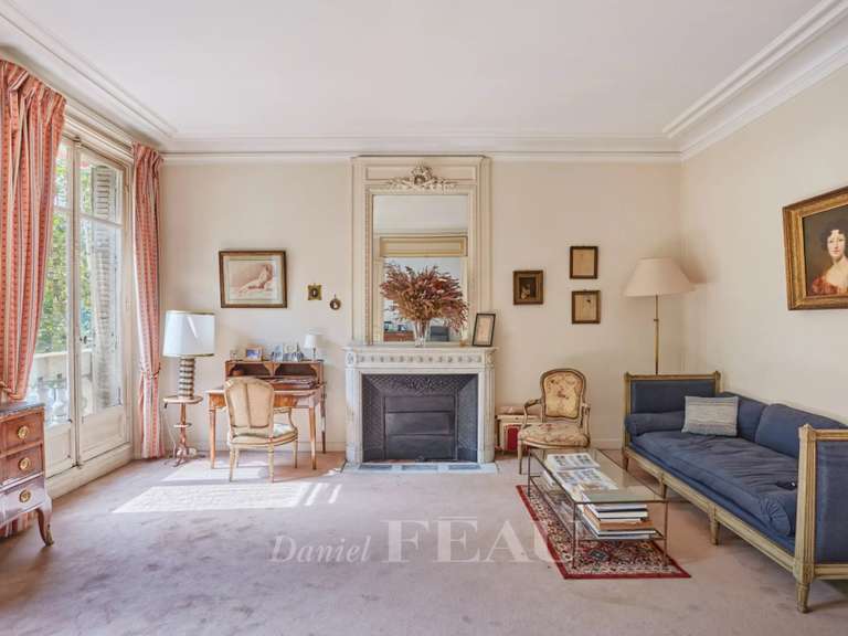 Appartement Paris 7e - 3 chambres - 150m²